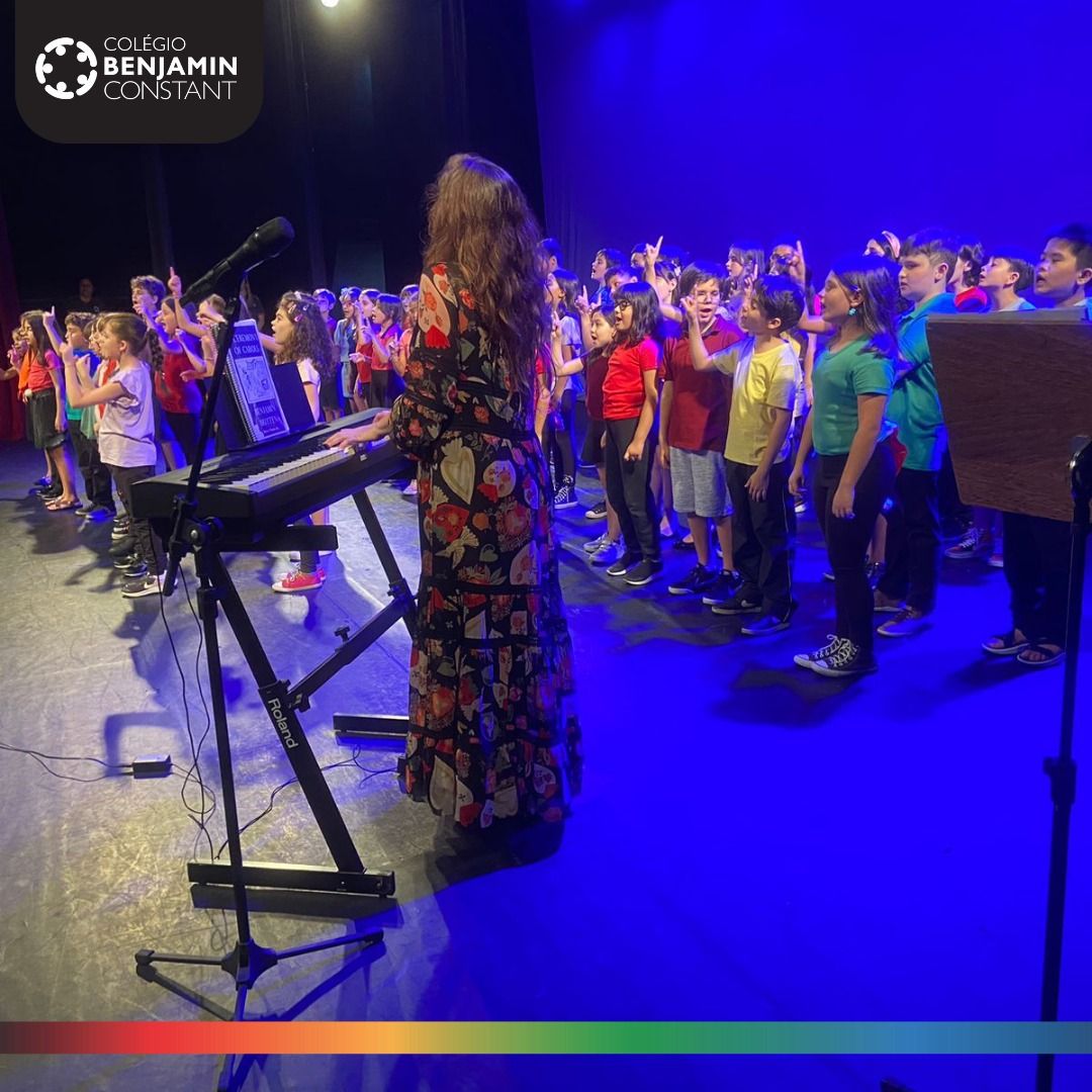 Apresentação Corais do Benjamin no Teatro Comedy Sampa